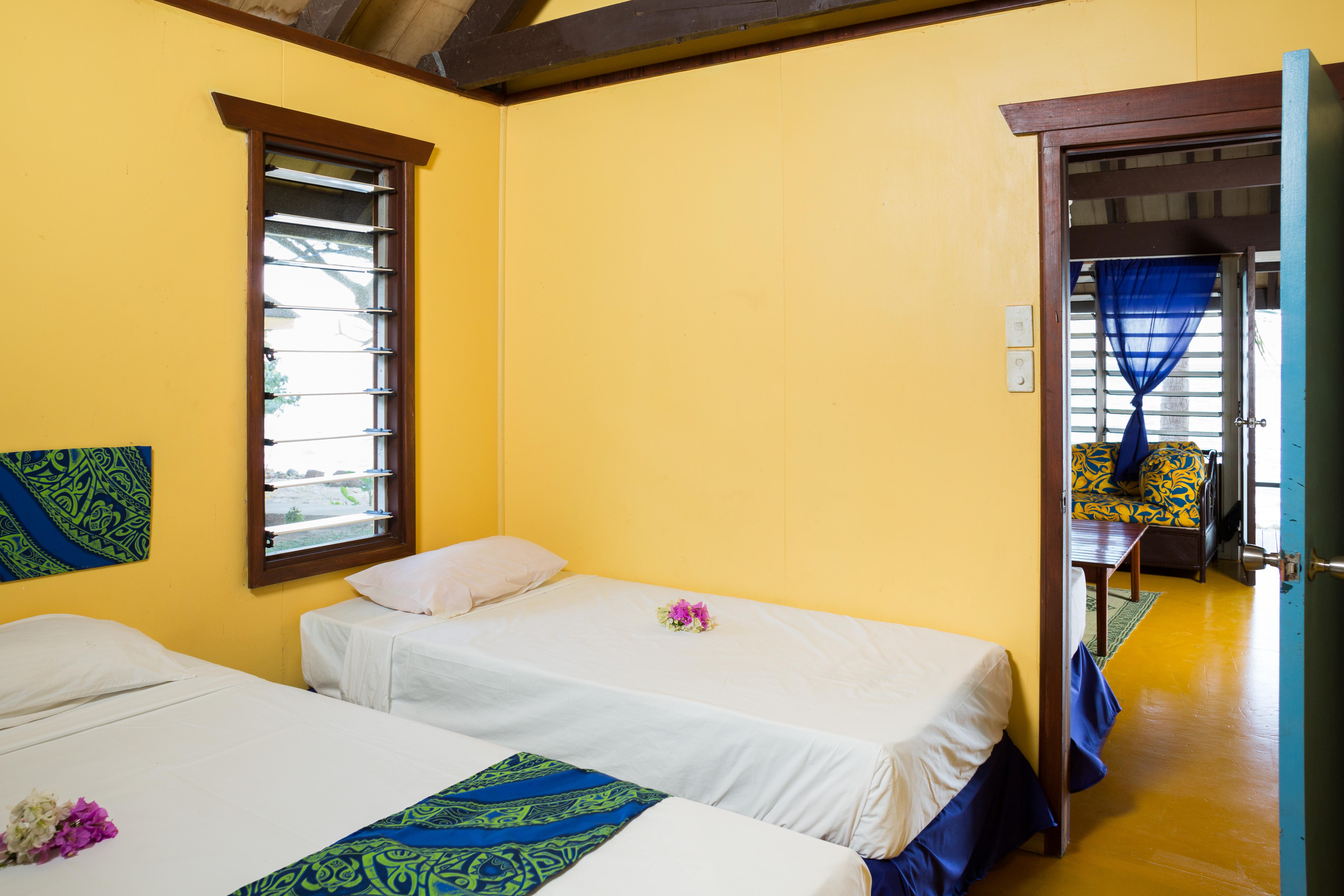 Funky Fish Beach & Surf Resort Solevu Exterior photo